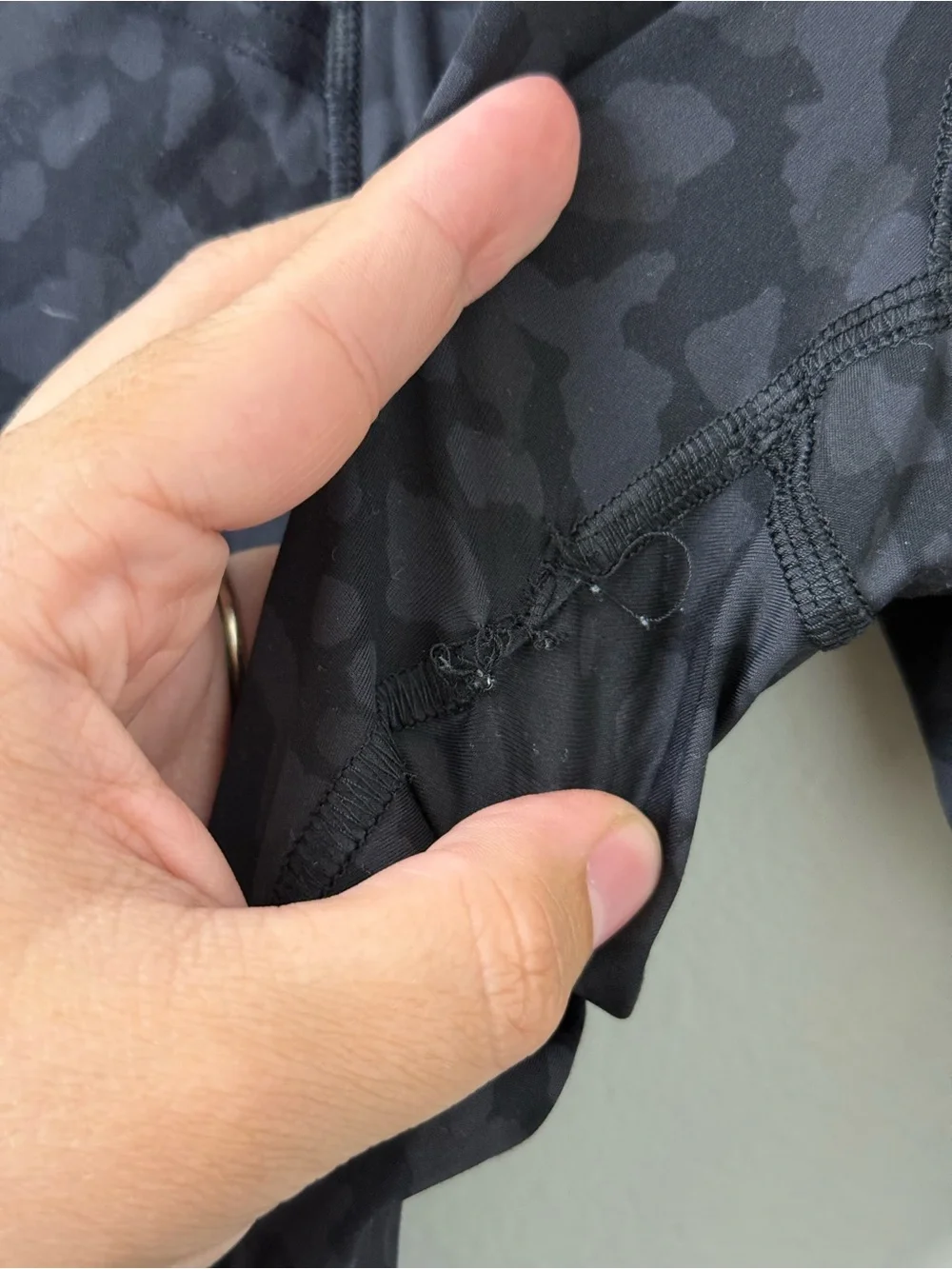 {6} FLAWS Lululemon Fast and Free Tight II 25